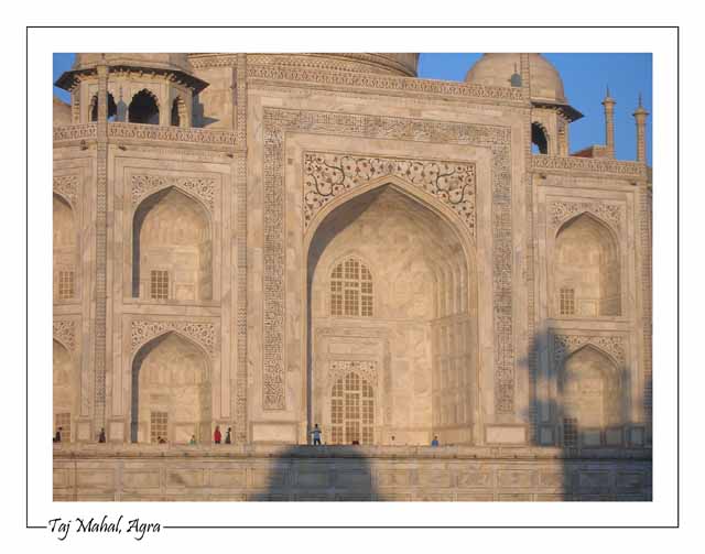 Front of the Taj Mahal in full sun, Agra, India