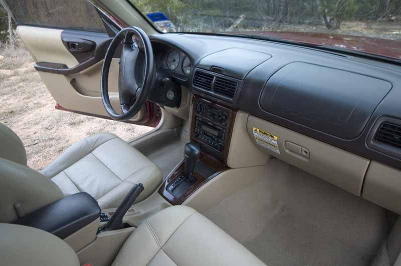 2001 Subaru Forester S -Interior